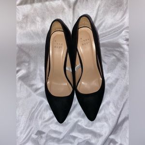 Black point-toe heels